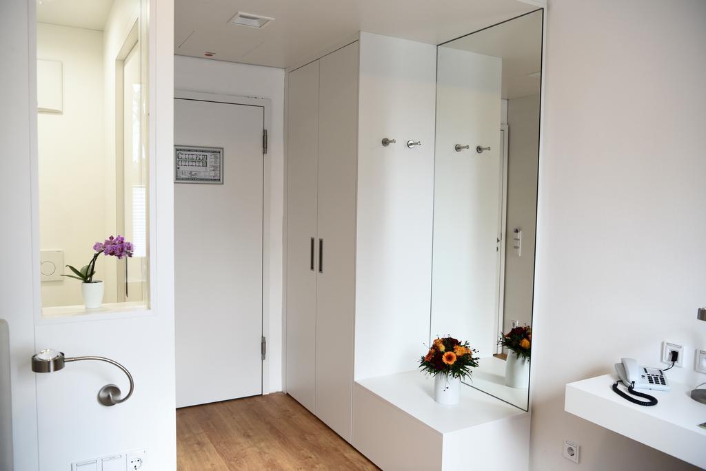 Hotel Am Alten Park Augsburg Ngoại thất bức ảnh