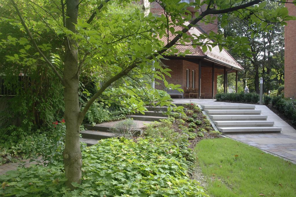 Hotel Am Alten Park Augsburg Ngoại thất bức ảnh