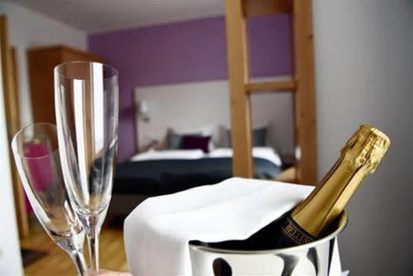 Hotel Am Alten Park Augsburg Ngoại thất bức ảnh